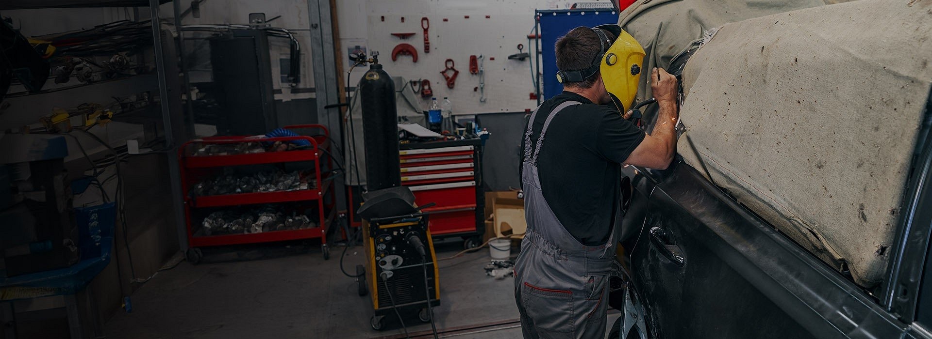 Márkafüggetlen karosszéria szerviz teljes körű kárügyintézéssel